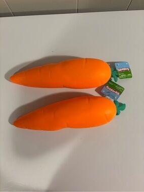 Squeeezy Carrot Squishy Toy